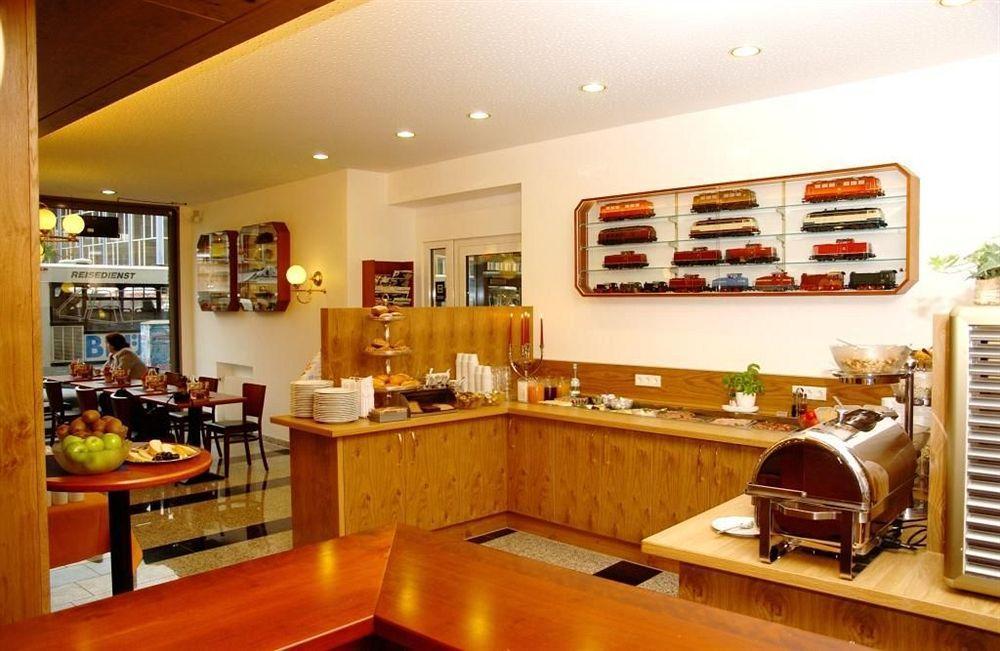 Hotel Conti Am Hauptbahnhof مونستر المطعم الصورة
